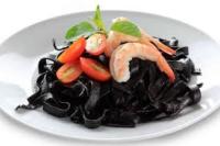 Parpadelle noire crevettes et calamars